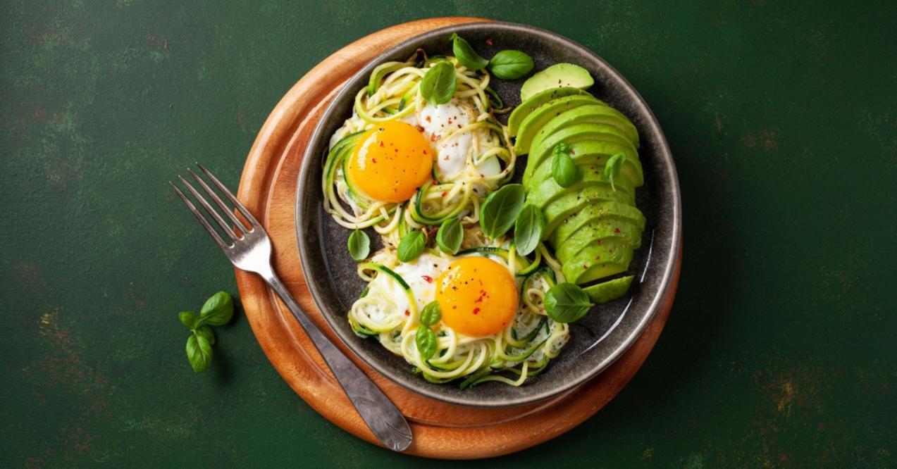 Baked spiralized zucchini with eggs and avocado