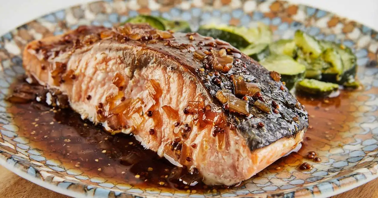 keto soy glazed salmon