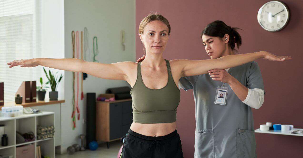 Woman being assessed by a physical therapist teaching how to improve stamina